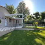 Pergola Siroco, 4,50×4,109 m, motorisiert mit Fernbedienung, Weiß RAL 9010 – Bild 2